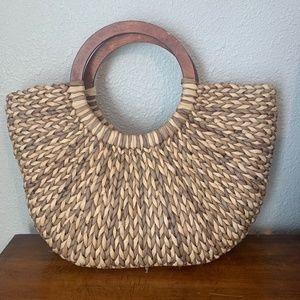 Hand bag